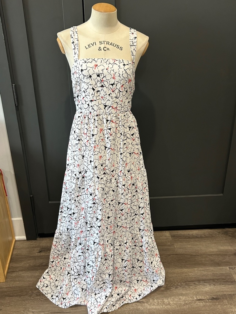 Zara White Maxi Dress with Black and Pink Floral Print - Picture 5 of 8